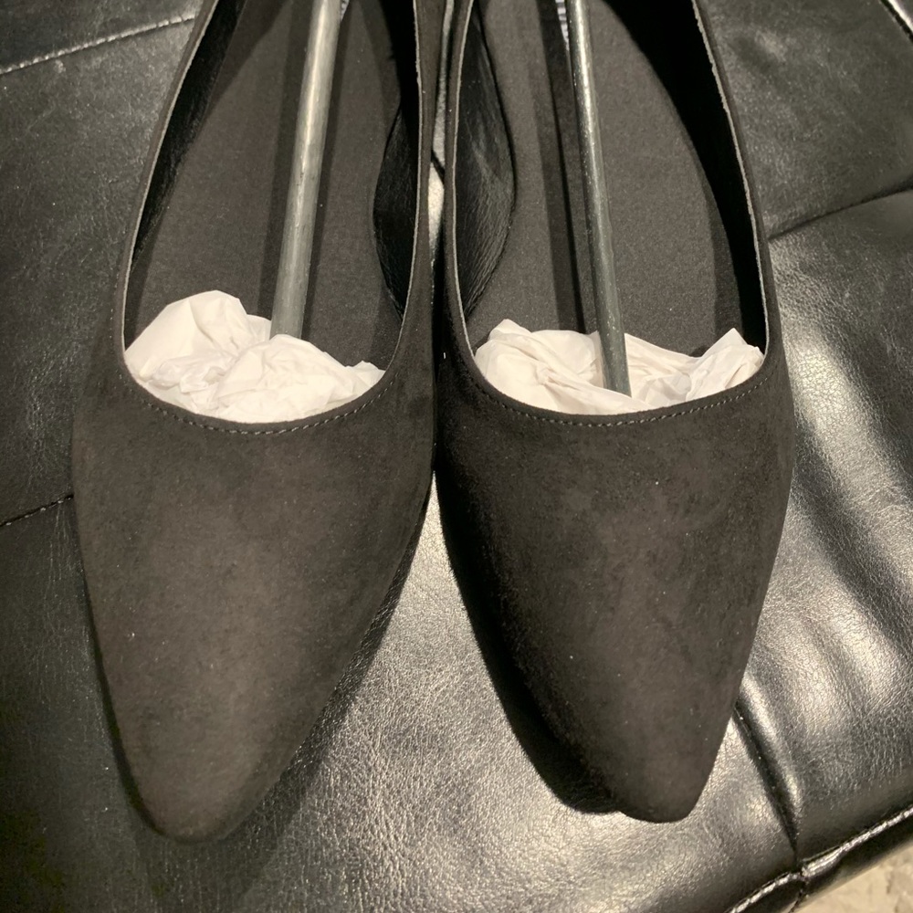 Black flats